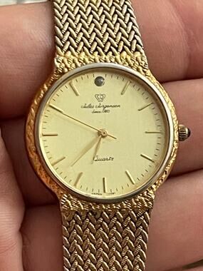 Jules Jurgensen 3165 Swiss Quartz Women’s Watch 1 Diamond Gold Tone Mesh Bracele